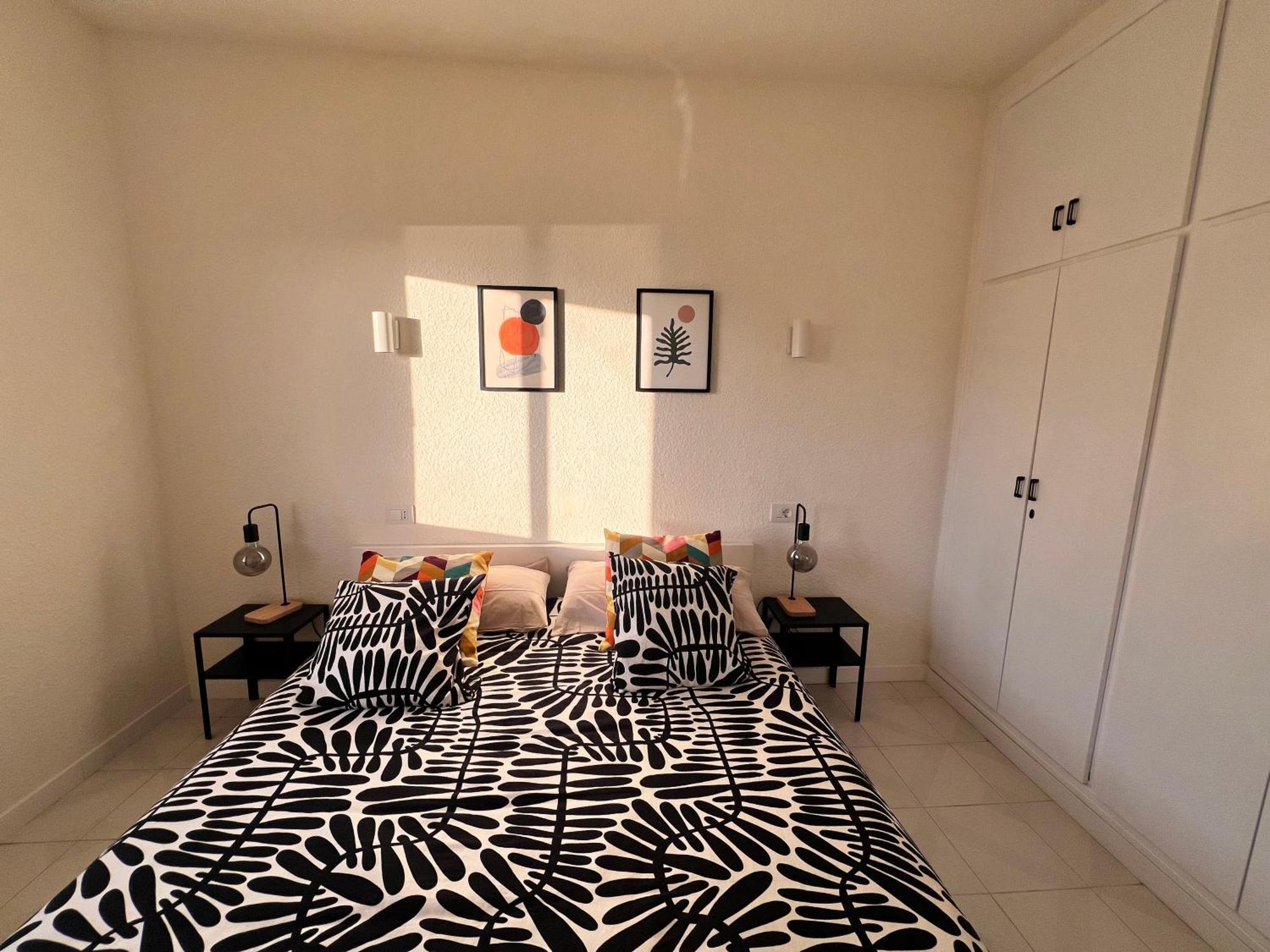 Seaview And Sunset Apartment Los Cristianos Los Cristianos  Exterior photo